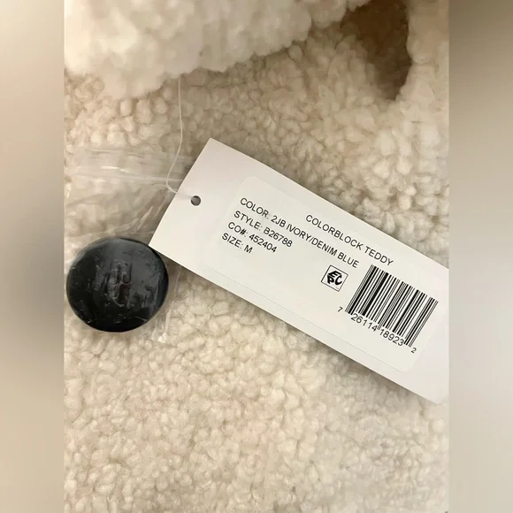 French Connection Colorblocked Teddy Coat NWT - Picture 5 of 7